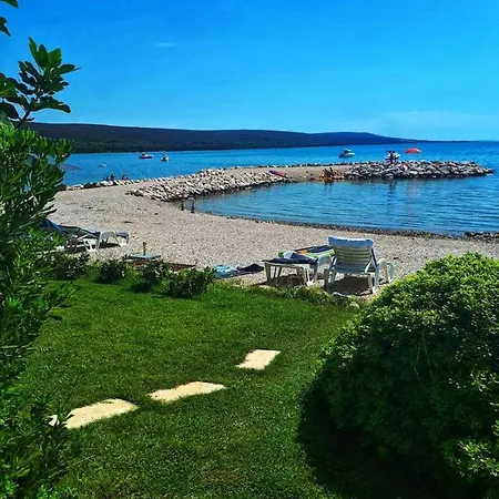 Luxury Slavica By The Sea,with Garden *
