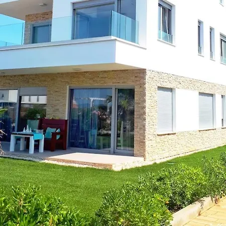 Luxury Slavica By The Sea,with Garden Apartment Sukosan