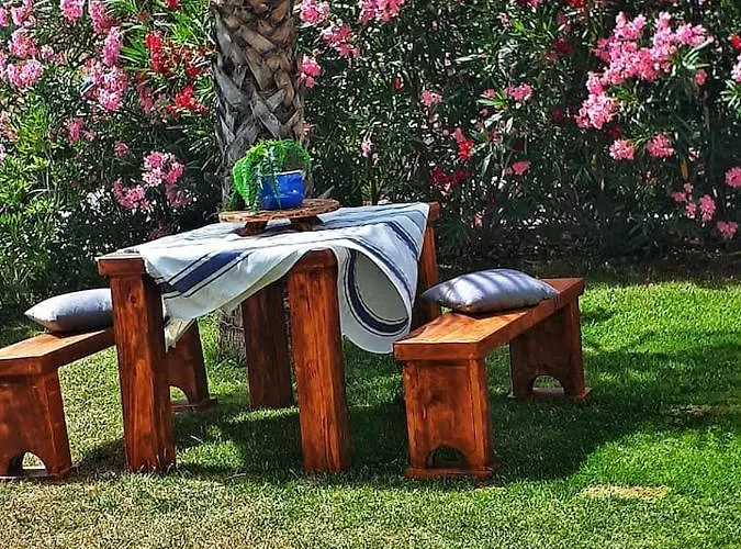 Luxury Slavica By The Sea,with Garden *