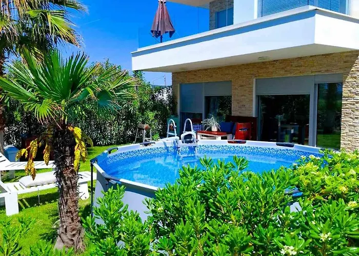 Luxury Slavica By The Sea,with Garden * Sukosan